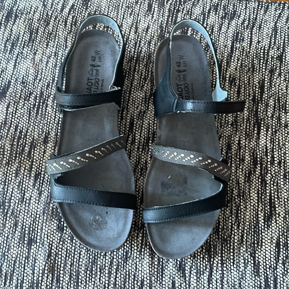 Naot crystal strap sandals